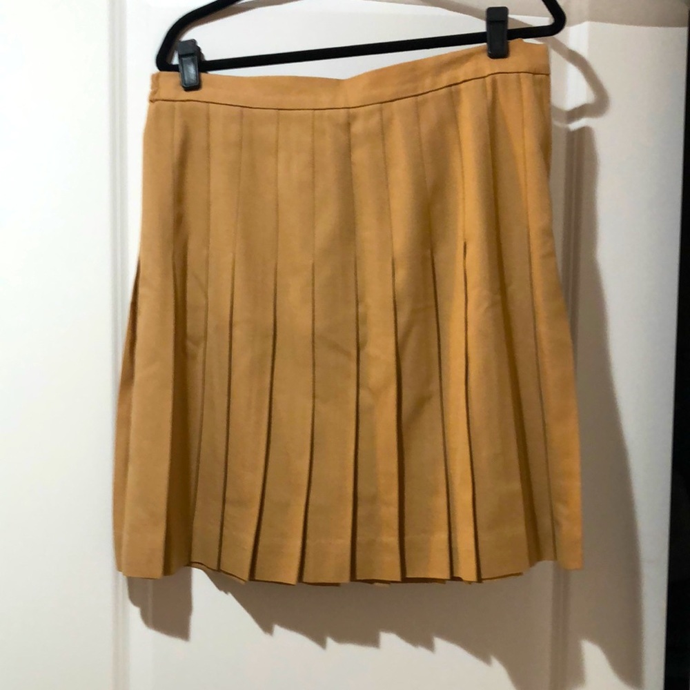 Talbots Tan Wool Skirt. Size 16